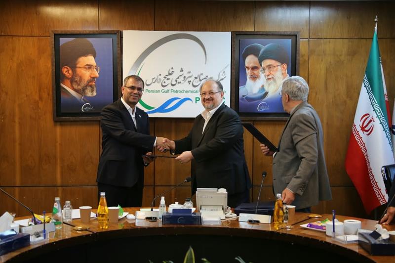 تاکید شریعتمداری بر تقویت واحدهای بازرگانی شرکت‌ها
