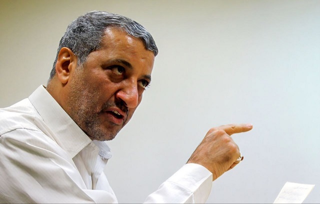 رجایی: اگر اصرار شمخانی عامل تشکیل جلسه ۹ اسفند بود، ۷ جلسه دیگر با اصرار چه کسی برگزار شد؟!