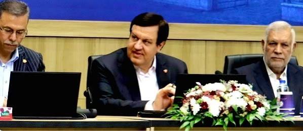 مدیرعامل بانك ملت در جمع فعالان اقتصادی استان كرمان: توسعه و تنوع بخشی به ابزارهای تأمین مالی در دستور كار بانك ملت قرار دارد