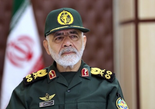  تسلیم نمی‌شویم و دشمن هم در جنگ نرم پیروز نخواهد شد
