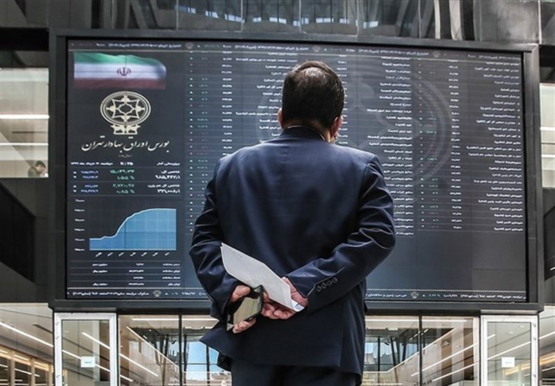 آمار نخستین روز منفی بورس سال؛ شکست رکورد تاریخی معاملات خرد