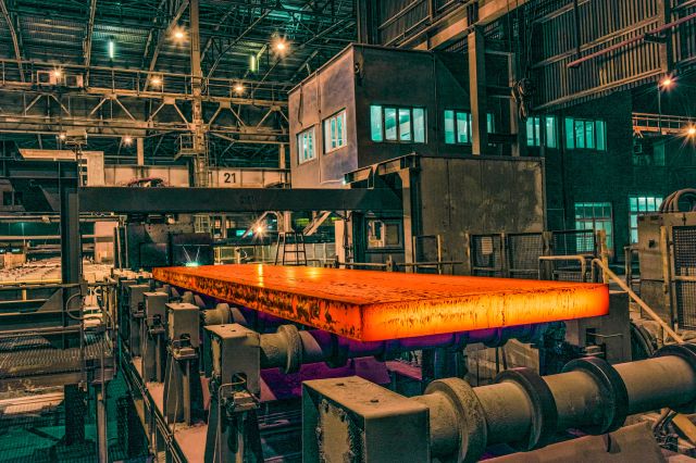 ۶۵ هزار تومان نرخ ثابت فروش اسلب «هرمز» به «فولاد» نیست