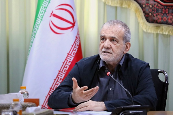  باید برای مردمی که از کشور، نظام و رهبری حمایت کرده‌‎اند کاری کارستان انجام دهیم